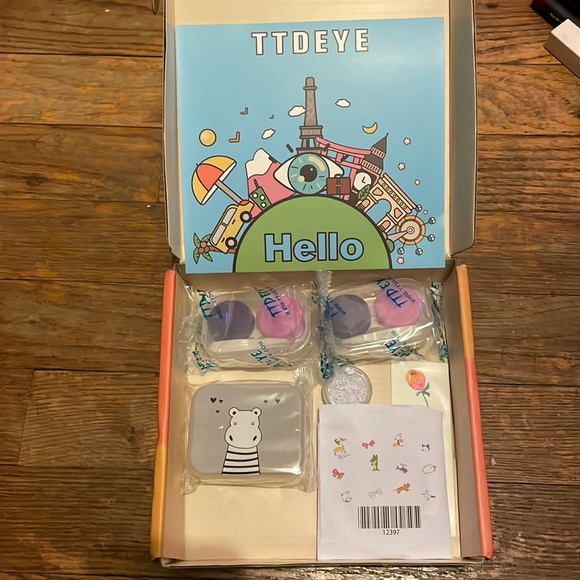 TTDEYE Contact Lens Case Set - Picture 1 of 7